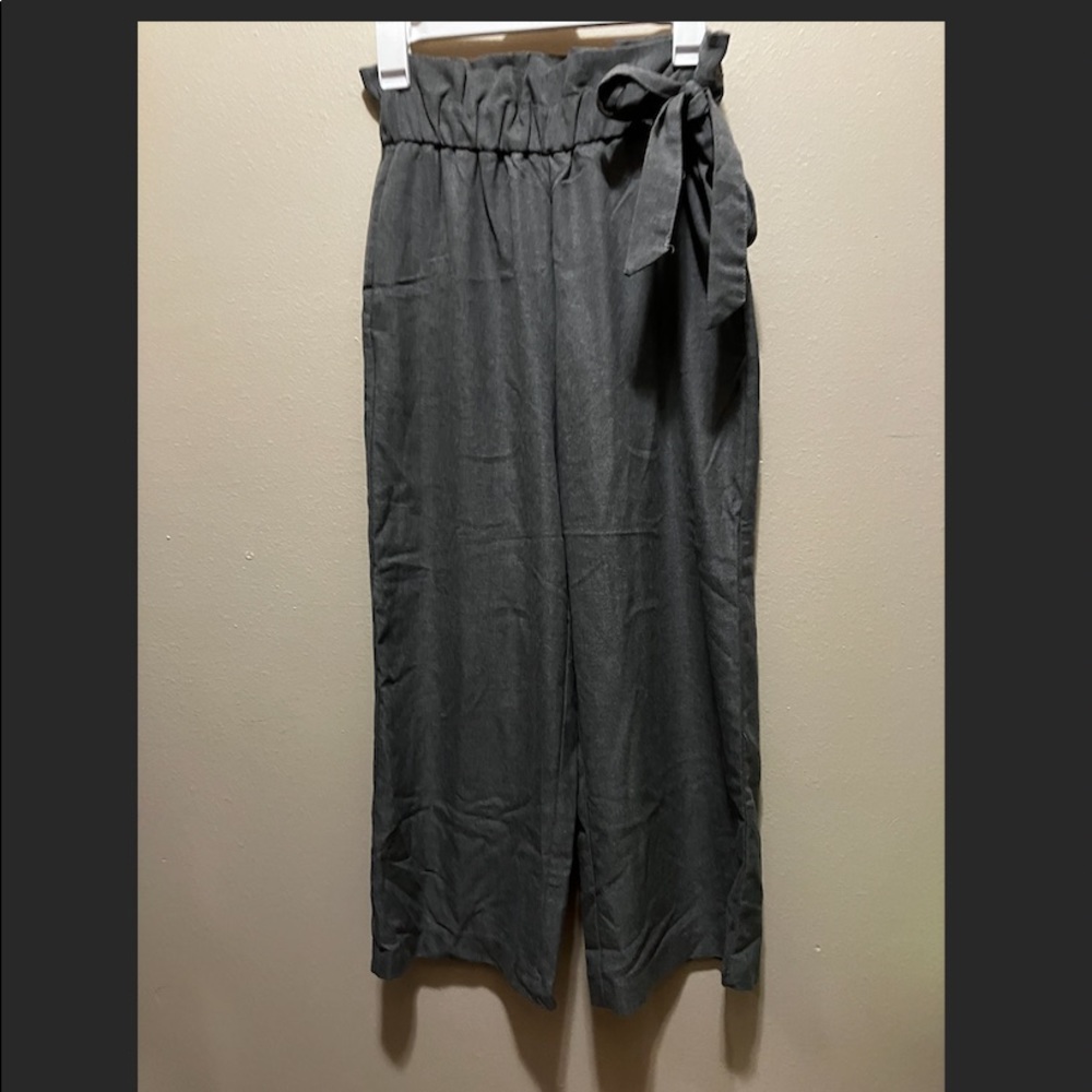 Zara TRF Collection, High Waist, Wide Leg, Cropped, Paperbag Pants, Small, Grey
